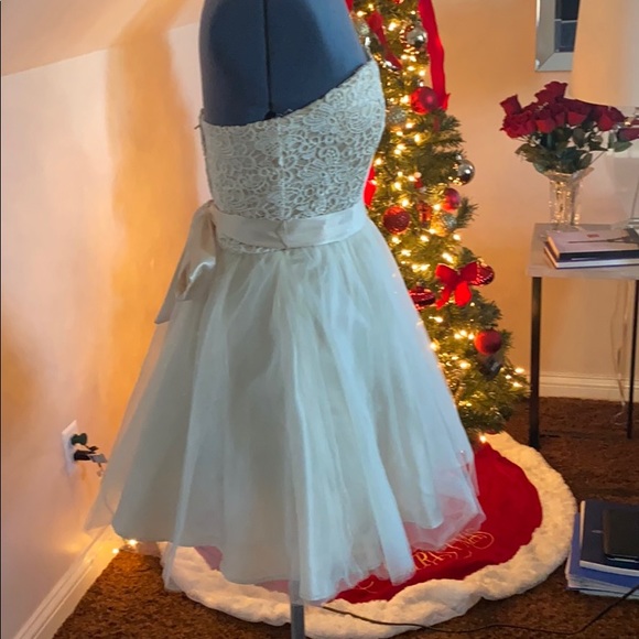 Sierra Furtado Windsor Hoco dress - Picture 4 of 7